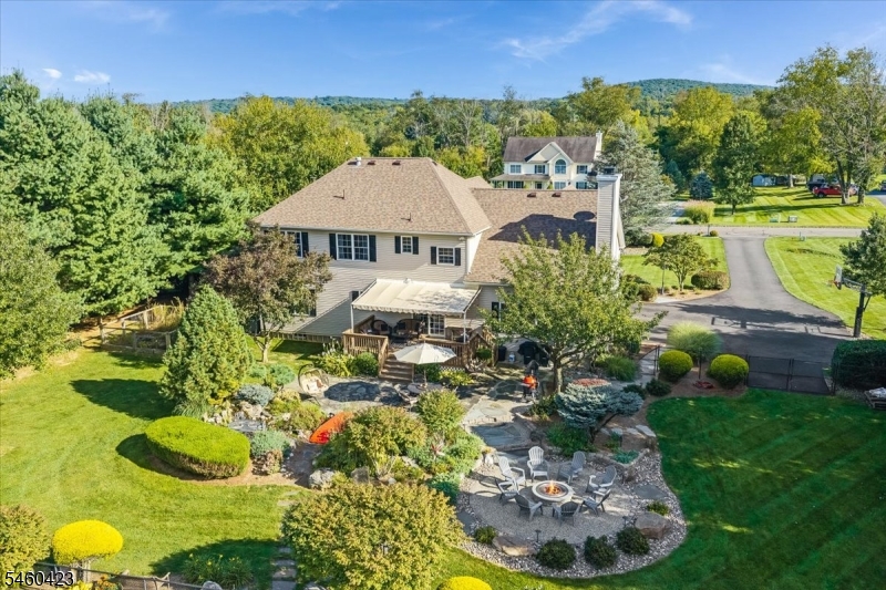 8 Saddle Ridge Rd Property Photo 42