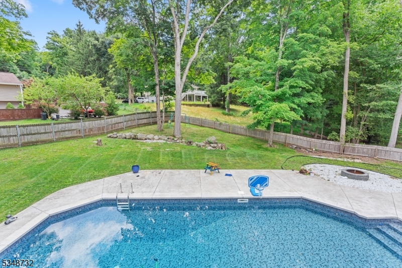 9 Glen Gray Rd Property Photo 35