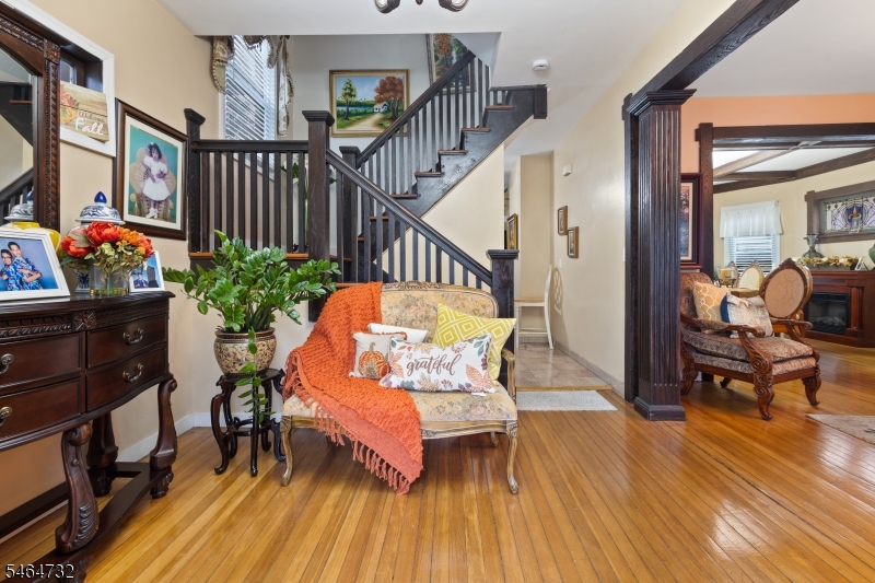22 Ashwood Ter Property Photo 2