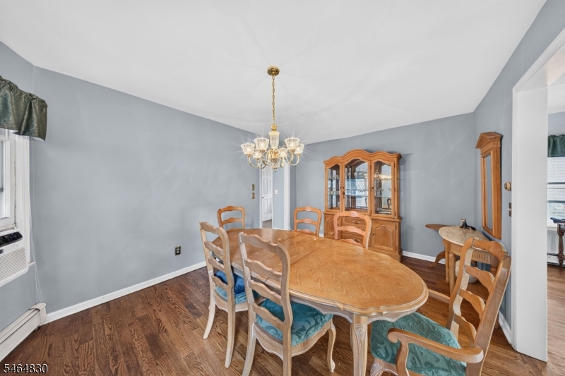 58 Somerset St Property Photo 15