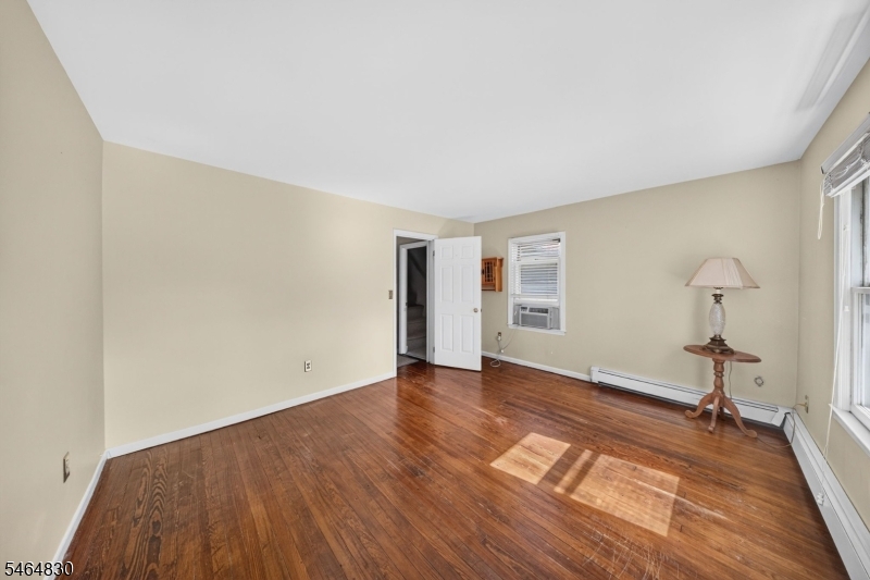 58 Somerset St Property Photo 26