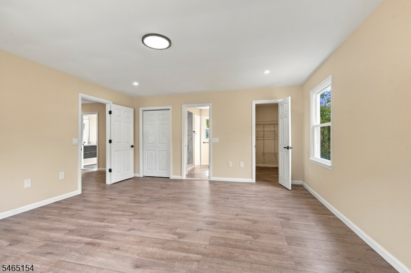 105 Russling Rd Property Photo 25