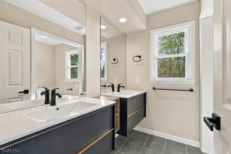 105 Russling Rd Property Photo 32