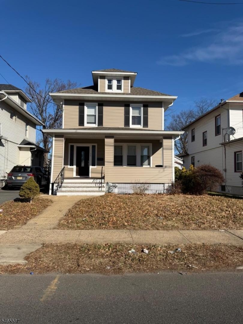 75 Hillside Ave Property Photo 1