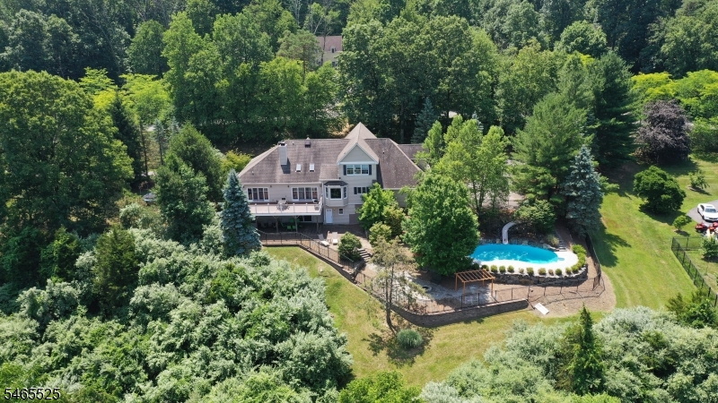 3 Shenandoah Ct Property Photo 2