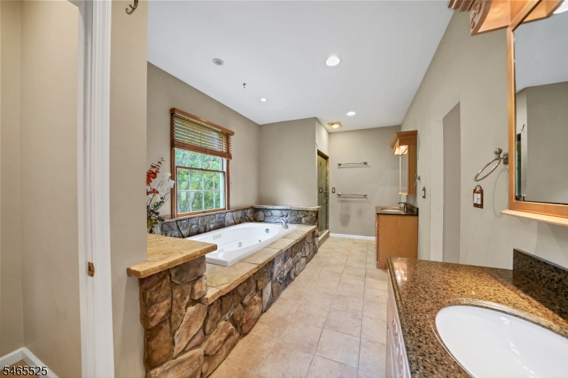 3 Shenandoah Ct Property Photo 19