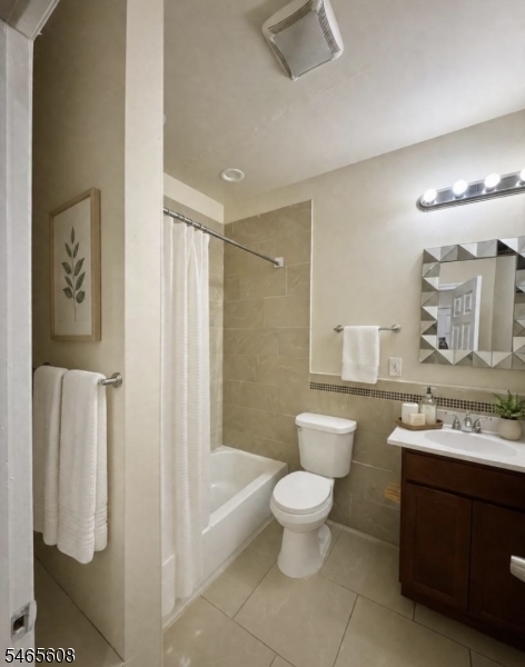 467 Hawthorne Ave Property Photo 8