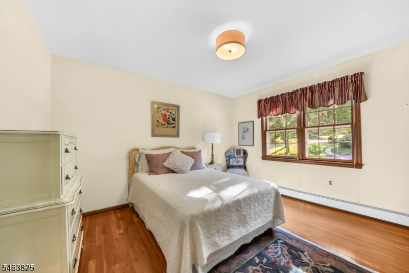 11 Oakland Ter Property Photo 18