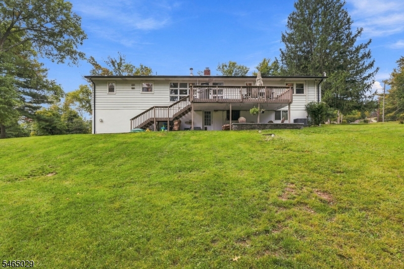 230 River Rd Property Photo 24