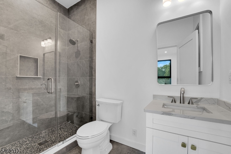 8 Fordham Rd Property Photo 29