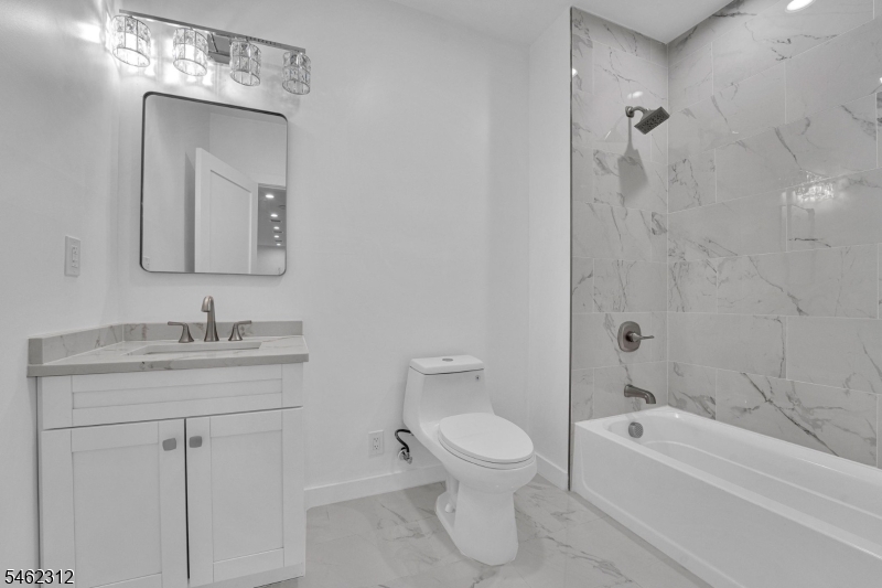 8 Fordham Rd Property Photo 43