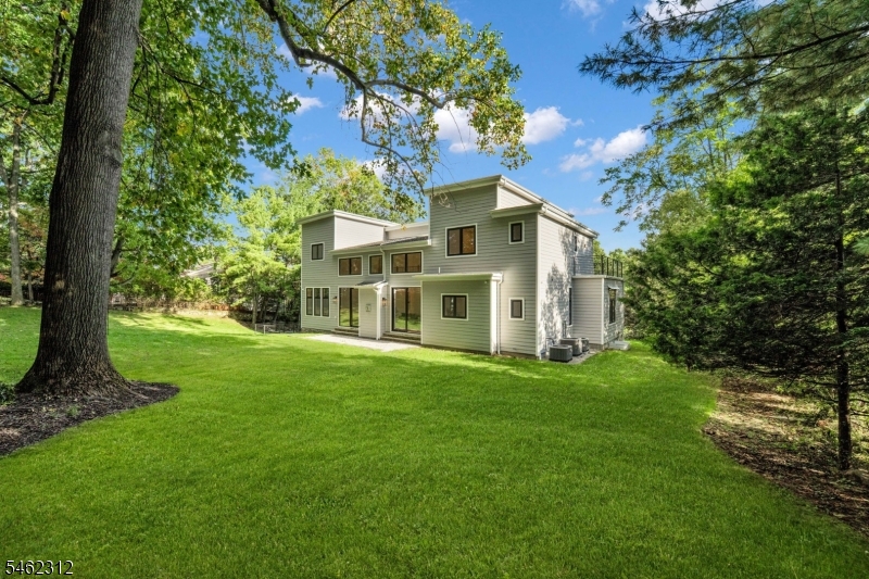 8 Fordham Rd Property Photo 45