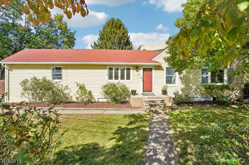 658 Parsippany Blvd Property Photo 1
