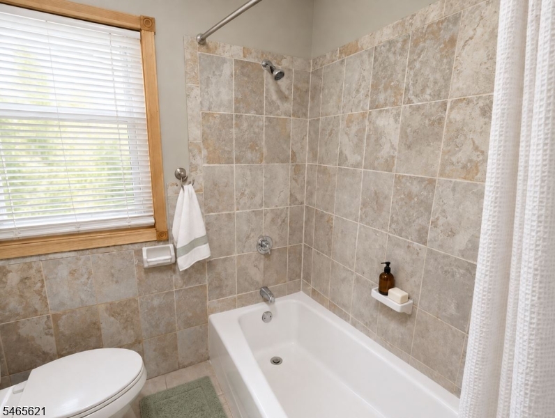 74 Marcy Ave Property Photo 10