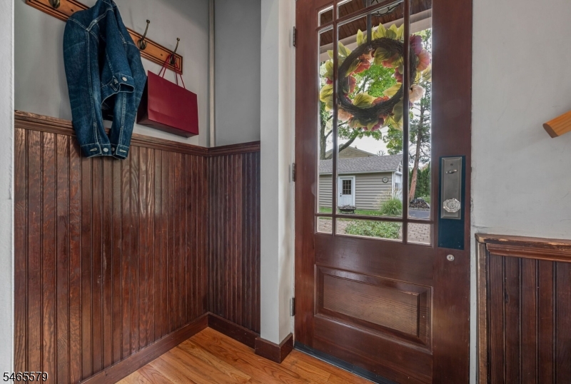 365 Walthery Ave Property Photo 33