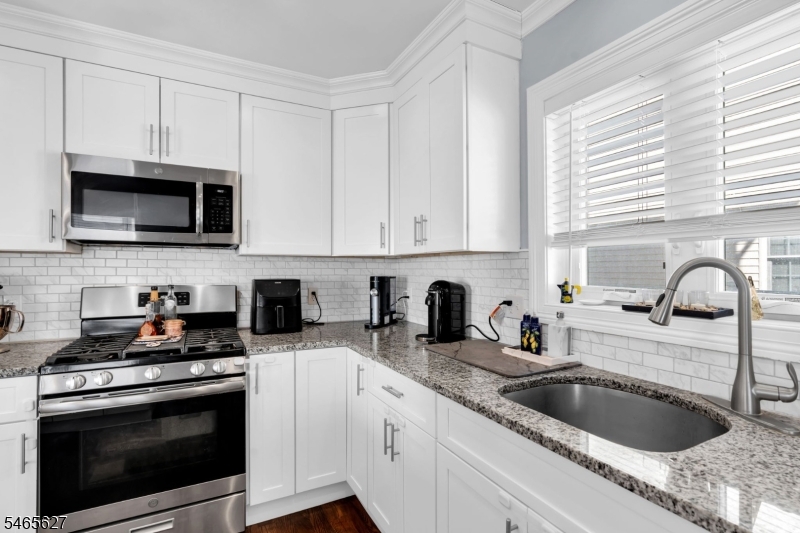 42 Deerfield Rd Property Photo 18
