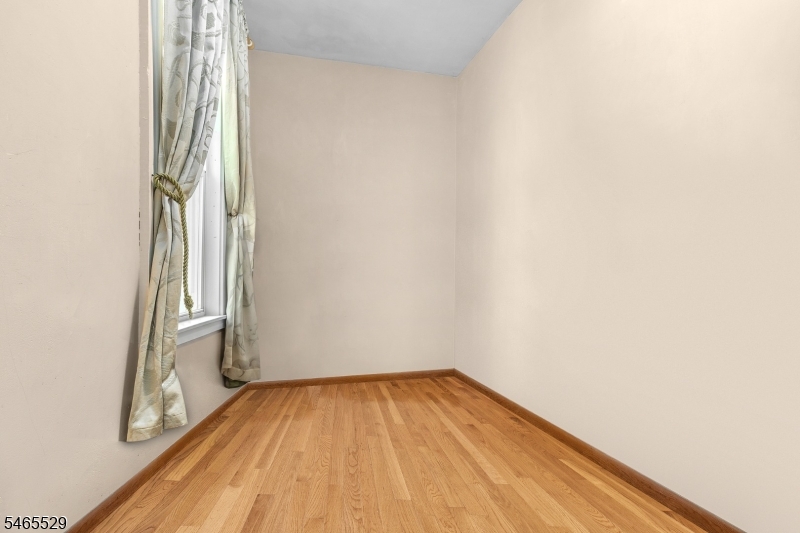 74 Brunswick Ave Property Photo 23
