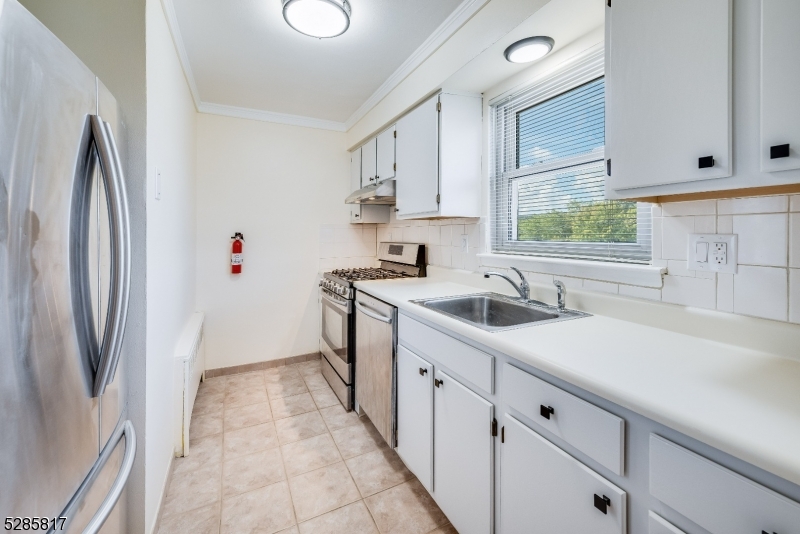 14 Wedgewood Dr 18 Property Photo 1