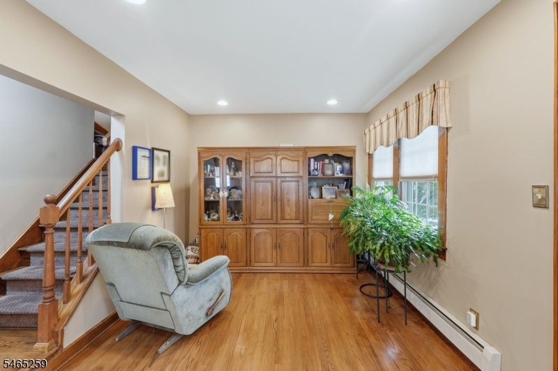 112 Jefferson Pl Property Photo 14