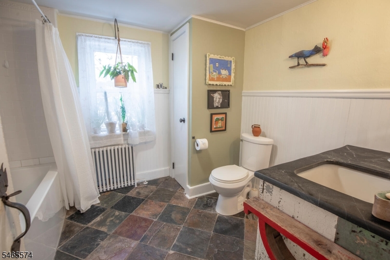 5 S Harrison St Property Photo 21