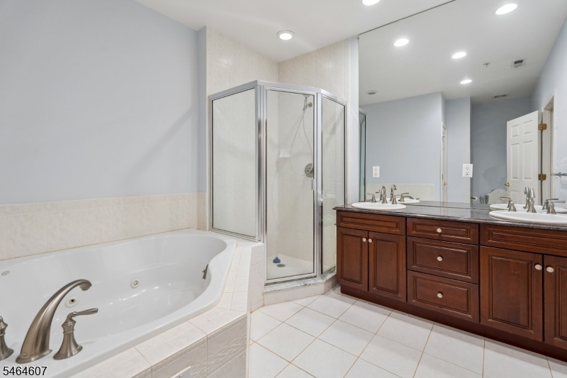 3109 Pointe Gate Dr Property Photo 11