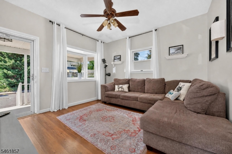 11 5th Avenue Property Photo 2
