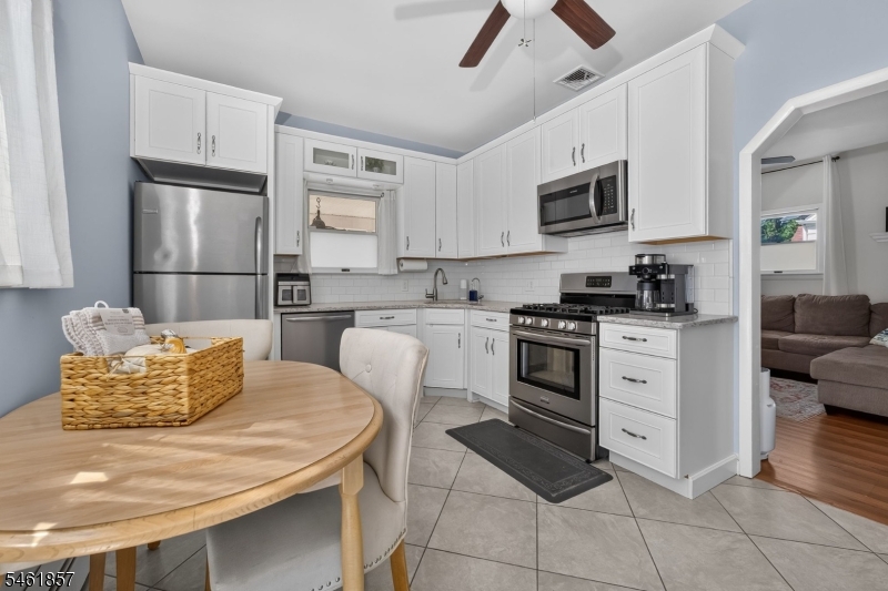 11 5th Avenue Property Photo 5