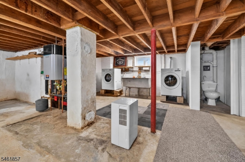11 5th Avenue Property Photo 15