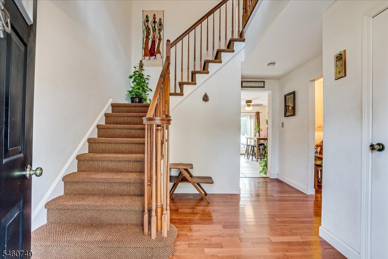 154 Dutton St Property Photo 4