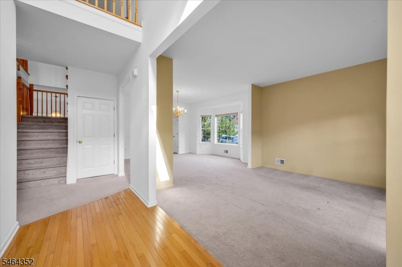 21 Reinhart Way Property Photo 4