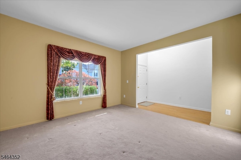 21 Reinhart Way Property Photo 7