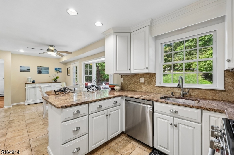 40 Brook Ter Property Photo 16