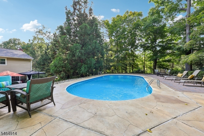 40 Brook Ter Property Photo 43