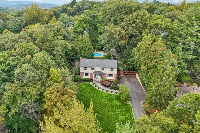 40 Brook Ter Property Photo 47