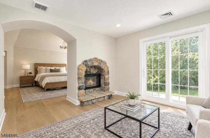 44 Bridle Path Property Photo 12