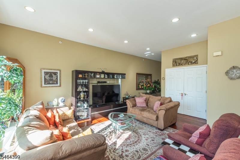 1313 Four Seasons Dr Property Photo 12