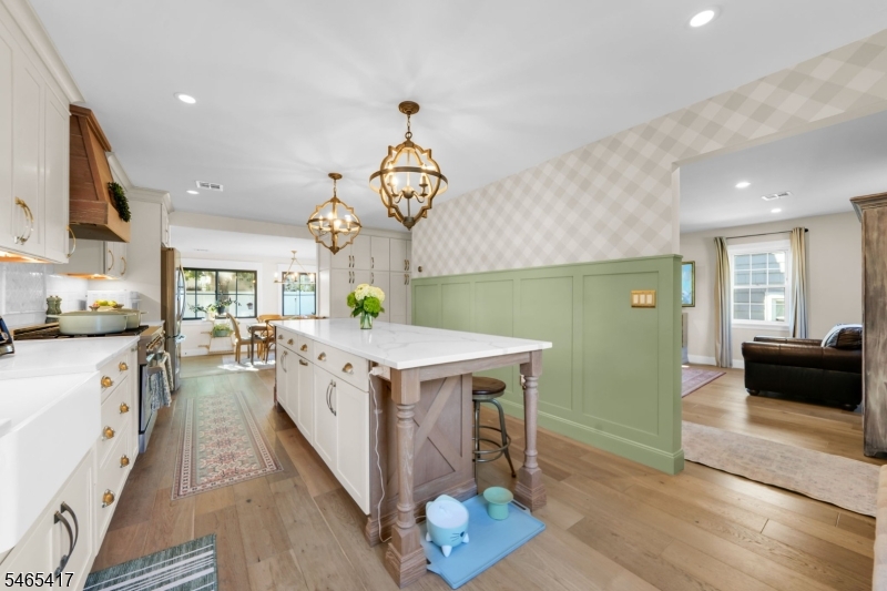 644 Golf Ter Property Photo 10