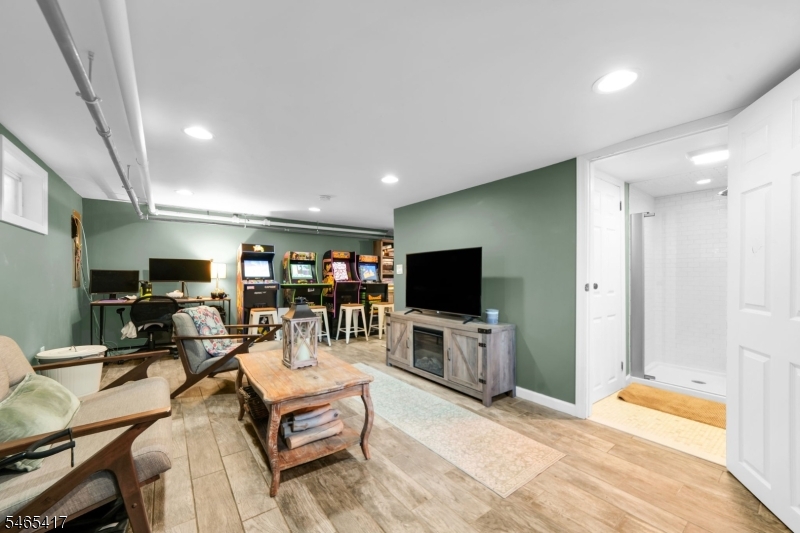 644 Golf Ter Property Photo 20