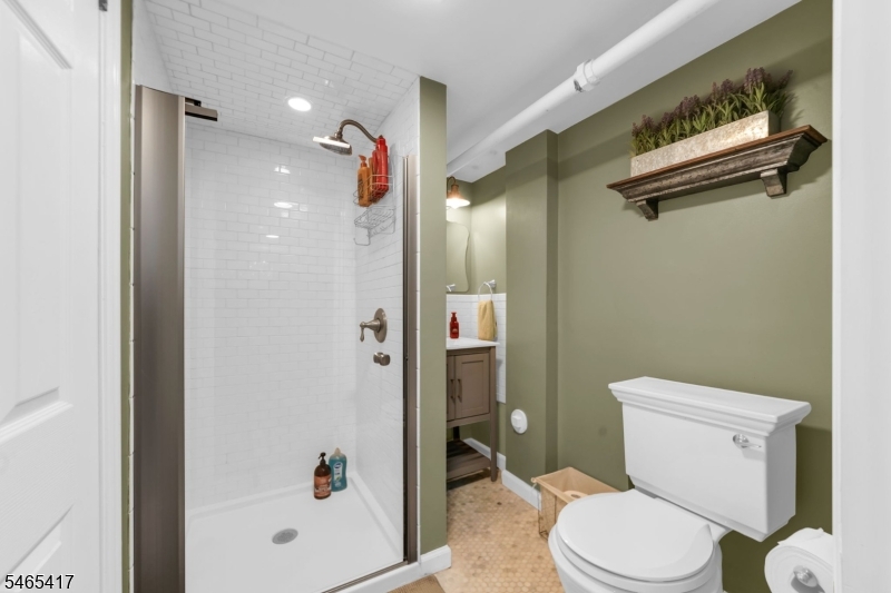 644 Golf Ter Property Photo 21