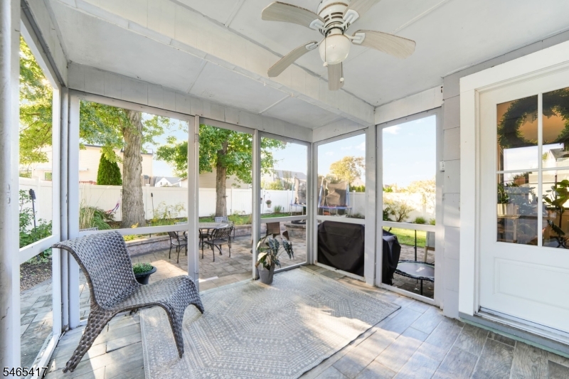 644 Golf Ter Property Photo 23