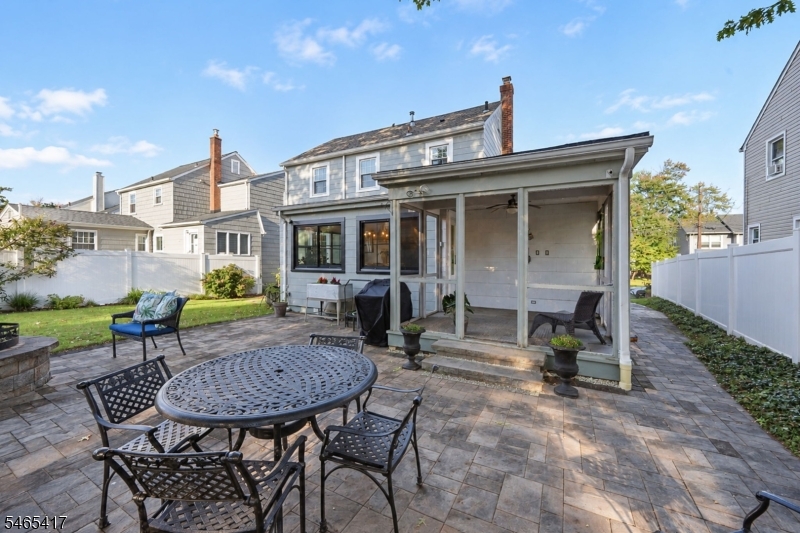 644 Golf Ter Property Photo 26