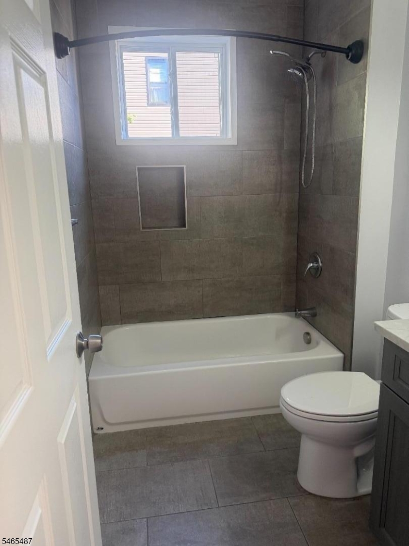 10 Walter Pl Property Photo 1