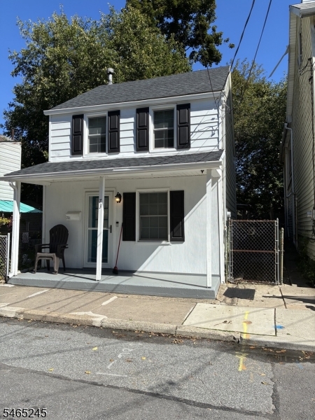 73 Market St Property Photo 2