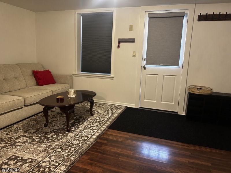 73 Market St Property Photo 5
