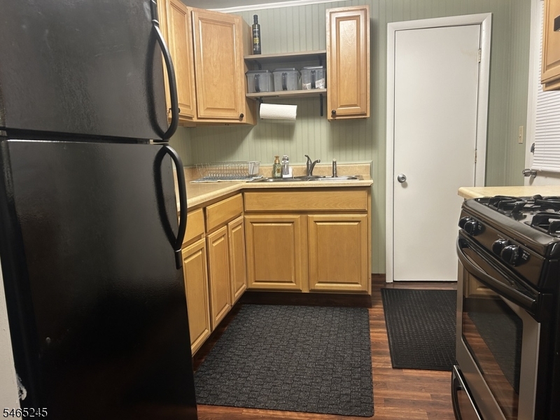 73 Market St Property Photo 8