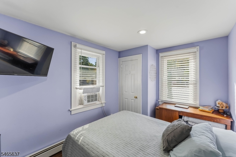 12 3rd St Property Photo 15