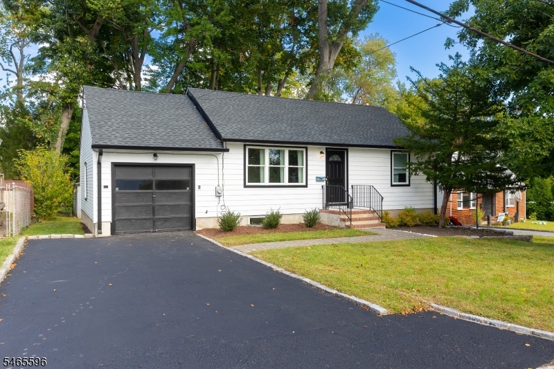161 Beachwood Rd Property Photo 3