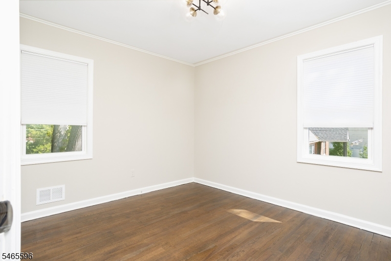 161 Beachwood Rd Property Photo 12