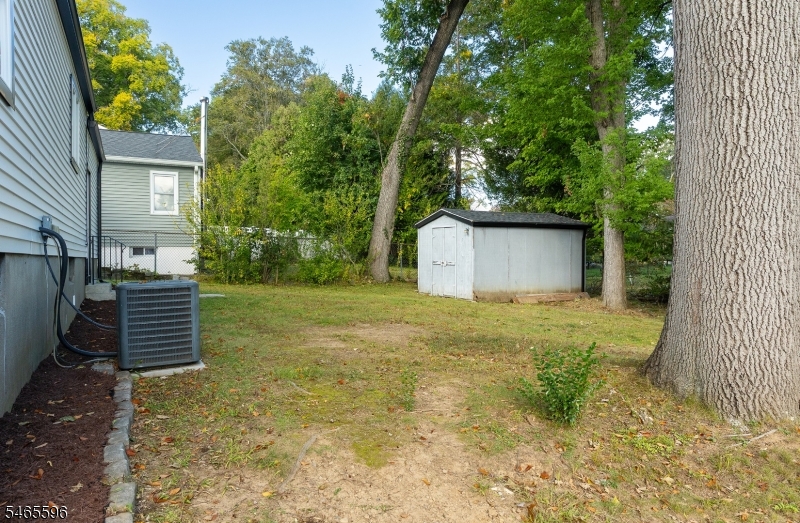 161 Beachwood Rd Property Photo 23