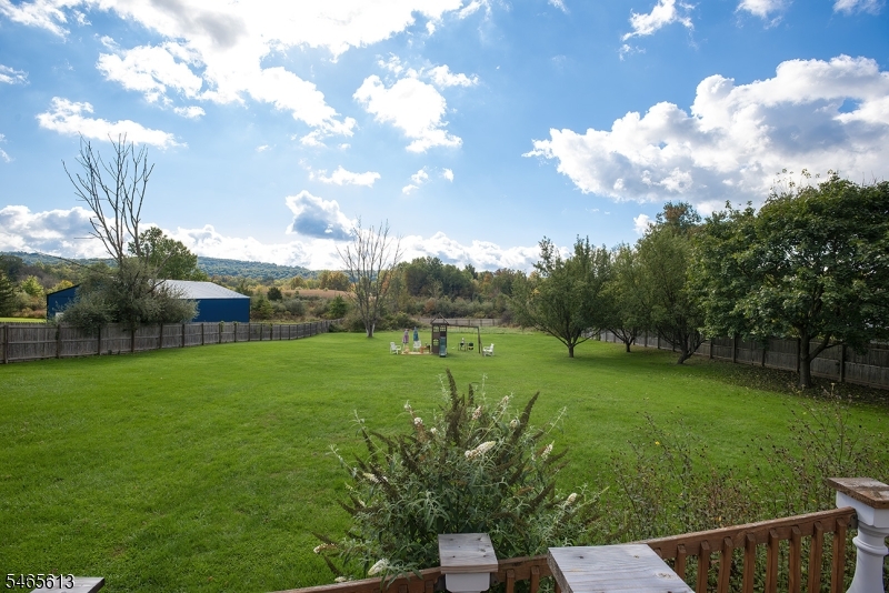 369 County Rd 565 Property Photo 4